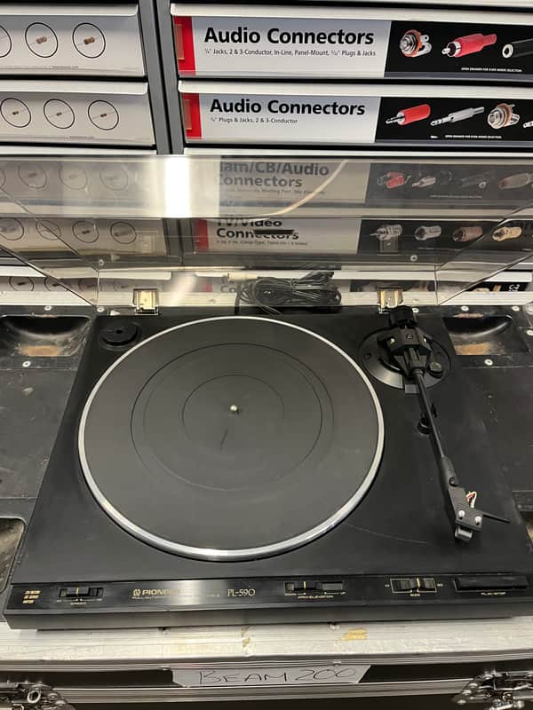 Pioneer PL-590 Turntable