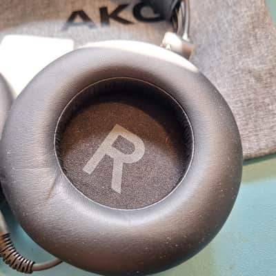 AKG K52 Closed-Back Headphones Bild 3