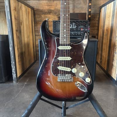 Fender American Professional II Stratocaster - Three Tone Sunburst imagen 2