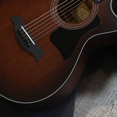Minty! 2017 Taylor 322ce 12-Fret Tasmanian Blackwood Acoustic Guitar Natural + OHSC image 6