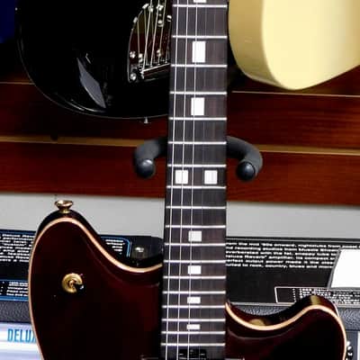 2025 EVH SA-126 Standard Semi-hollowbody Electric Guitar! Wine Red! VERY NICE!!! image 3