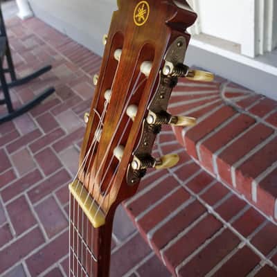 1971 Yamaha G60A, Nippon Gakki, Japan. Good Condition and Ready to Play image 10