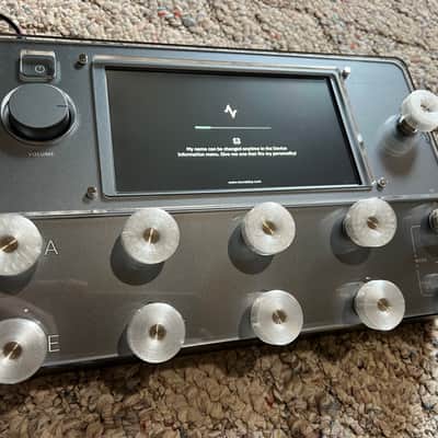 Neural DSP Quad Cortex 2026 - Excellent w/ Screen Guard, Toppers & Plexiglass Protector image 3