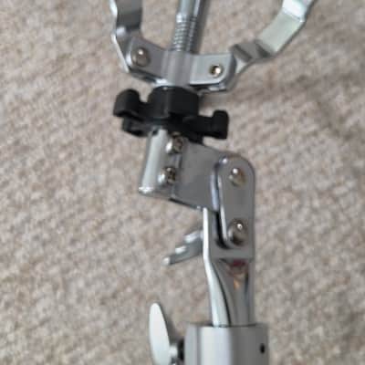 Yamaha SS-850 800 Series Double-Braced Snare Drum Stand 2010s - Chrome image 3