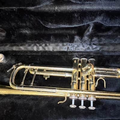 Accent model ML, Bb Trumpet W/ Original Hardcase  PLAYER image 1