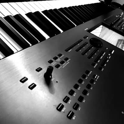 MUST SEE!!! KORG KRONOS X 88 FULLY SERVICED AND IN AMAZING CONDITION! image 18