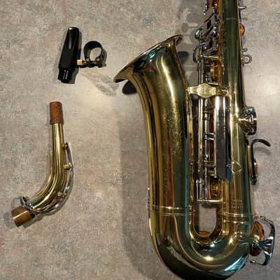 Yamaha YAS-23 Eb Alto Saxophone image 3