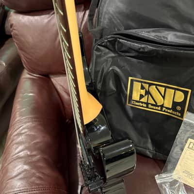 ESP KH-2 NTB Kirk Hammett Signature - Black image 9