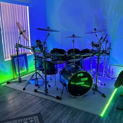 PDP PDP by DW Double Drive 8-Piece Shell Pack Gray Metal 2020 - Pdp By Dw Double Drive 8 Piece Shell Pack Gray Metal image 1