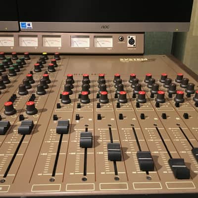 The Big Brown Analogue Sound - vintage Allen & Heath System 8 Mk1 16:8:2 analogue mixing desk! image 6