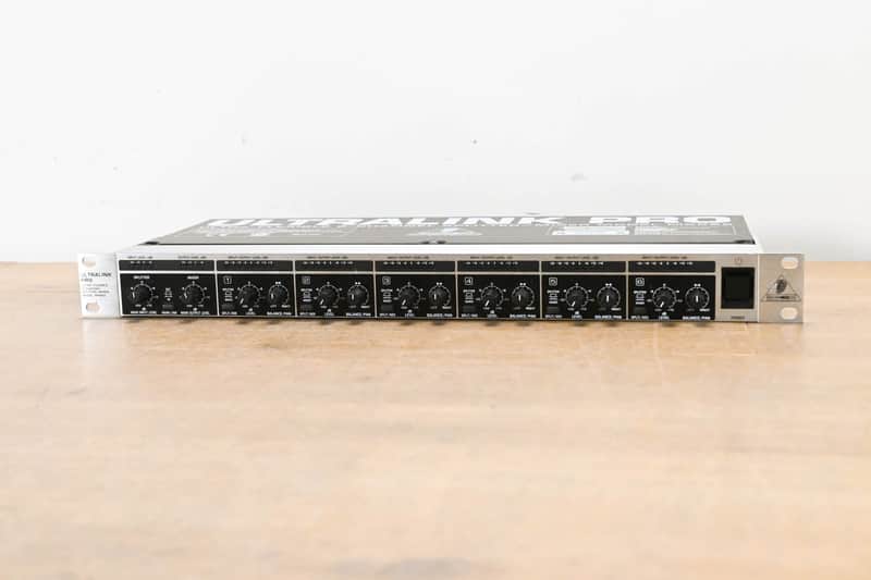 Behringer ULTRALINK PRO MX882 8-Channel Splitter/Mixer CG01457 image 1
