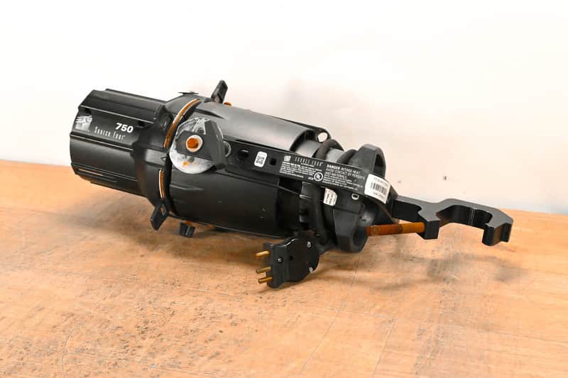 ETC Source Four 750 Ellipsoidal Light (No Lens Tube) CG01QNP image 1