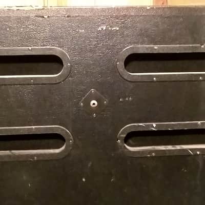 Kustom 4-12 E Guitar Speaker Cabinet image 7
