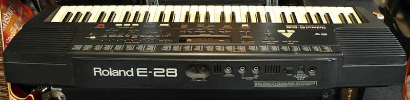 Roland E-28 Keyboard image 1