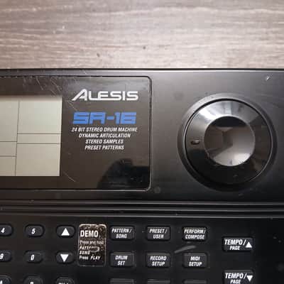 Alesis SR-16 Drum Machine 2010s - Black
