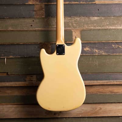 Fender Musicmaster Bass 1972 - 1979 - Olympic White image 4
