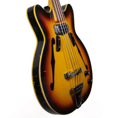 Fender 1967 Coronado Bass I, Sunburst image 4