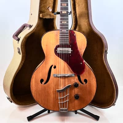 1940s Silvertone 1350, Harmony H58 Vintage Hollowbody Guitar
