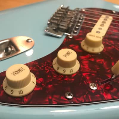 Fender Partscaster Strat Sonic Blue w Red Tortoiseshell image 4