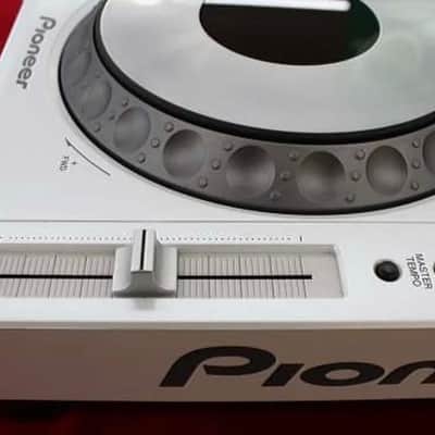Pioneer CDJ-850 White image 3