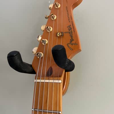 Fender 50th Anniversary Stratocaster 2004 - Aztec Gold image 5