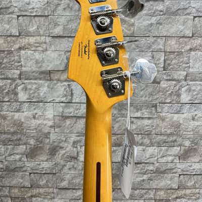 Squier Classic Vibe '60s Precision Bass, Laurel Fingerboard, Olympic White #0374510505 image 5