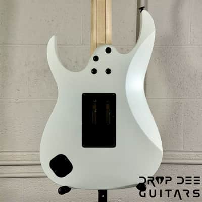 Ibanez Prestige RG653DX Electric Guitar w/ Case - White Flat image 11