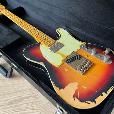 FENDER '62 CUSTOM TELECASTER (U.S. MODELS NO. 010-6200) electric