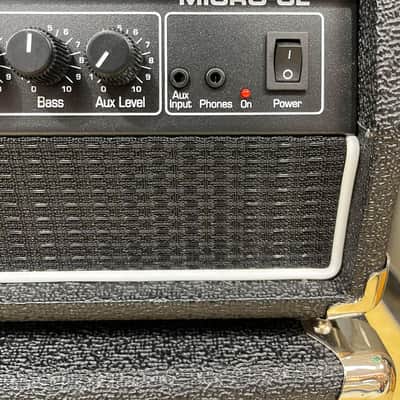 Ampeg Micro CL 100-Watt 2x10" Compact Solid State Bass Amp Stack image 2
