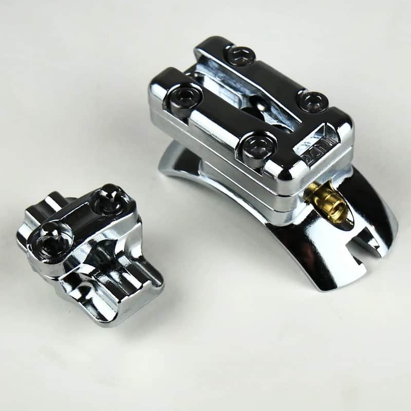 INDe BR4 Universal Drill-Free Accessory Bracket with RST Quick Release - Chrome image 1