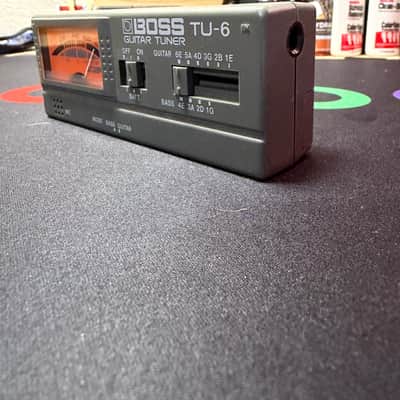 Boss TU-6 Guitar Tuner image 3