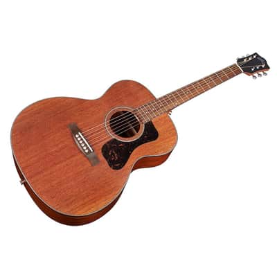 Guild OM-320 Natural Acoustic Guitar image 3