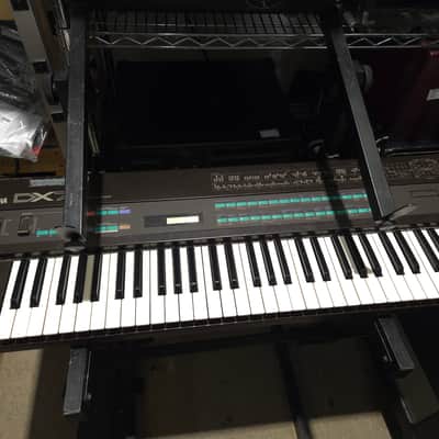 Yamaha DX7 Programmable Algorithm Synthesizer 1983 - 1987 - Local Pickup Only