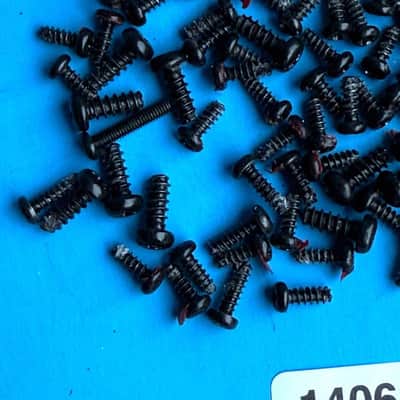 Immagine BEHRINGER UMX610 U-Control MIDI Keyboard Parts: Random Board and Body Screws - 3