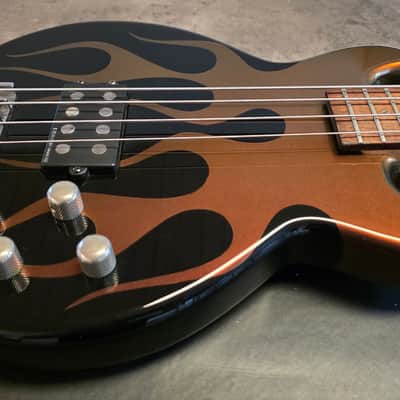 Jackson USA JJ Bass Custom Shop Interference Hot Rod Flames Flip-Flop Color Change 32" Medium Short Scale Scott Ian Music Man Stingray Pickup 18V Preamp American Slap Bass Guitar image 9