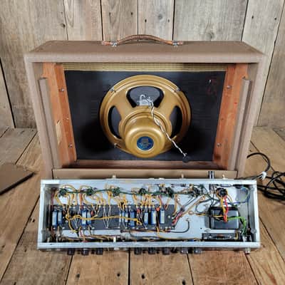 Fender Vibrolux Amp Wheat Grille 1962 - Brown Tolex image 24