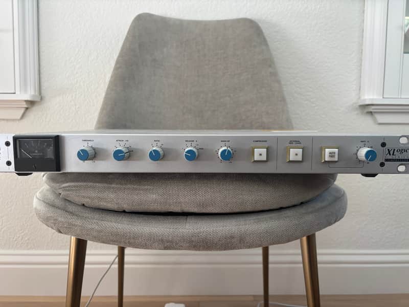Solid State Logic XLogic G Series 1U Stereo Compressor 2004 - Silver image 1