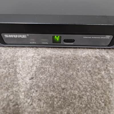 Shure PG4S - Wireless Microphone System - Excellent w/ Power Supply image 8