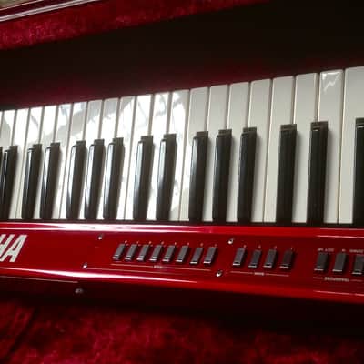 Yamaha KX 1 1982 Candy Red image 4