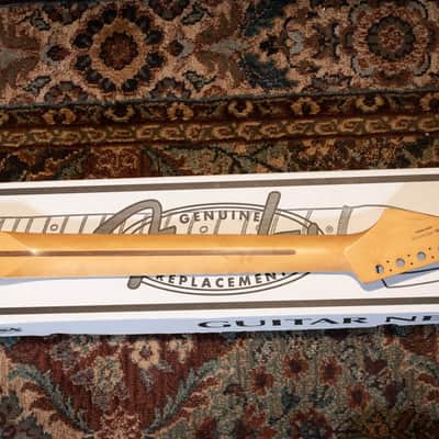 Fender Player Plus Stratocaster Neck, 12" Radius, 22 Med Jumbo Frets, Pau Ferro Fingerboard - Floor Model image 7