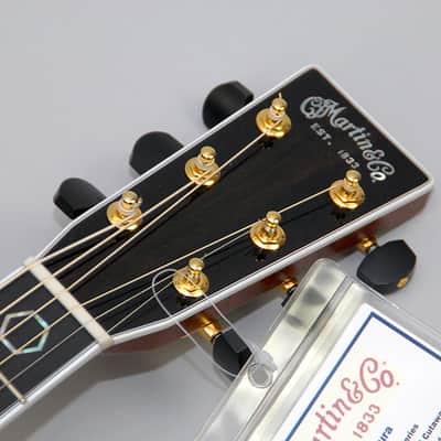 Martin OMC-Aura Cutaway Acoustic-Electric Guitar ~ Authorized Dealer image 4