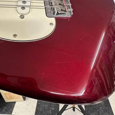 Fender Standard Stratocaster with Maple Fretboard 2018 - Midnight Wine image 7