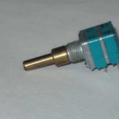 lite use genuine Boss Stacked Pot (aka concentric / dual gang pot) Top pot values: 10  84 4W 7F / Lower pot values: 10  82  4W  5F, 2000s-2010s, Six Legs, teal hard plastic casings, NO manufacturer's info (forgot what pedal it came off of) + nut & washer image 7