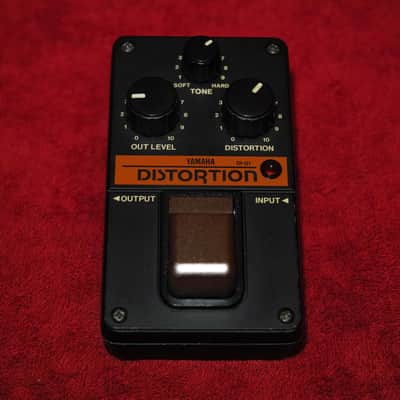 Yamaha DI-01 Distortion | Reverb