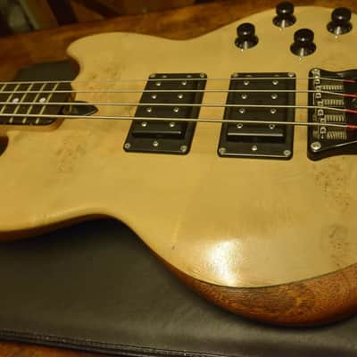 Wal Mk1 MkI Custom 1985  Bass Natural Canadian Maple Burl, Brazilian Mahogany image 4
