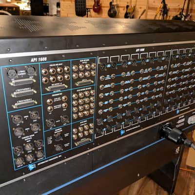 API 1608 - 16 Channel Console image 7