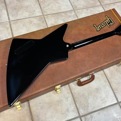 2023 Gibson '70s Explorer ebony black image 10