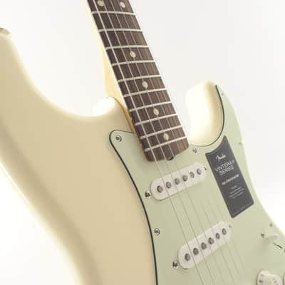 Fender Vintera II '60s Stratocaster with Rosewood Fretboard 2023 - Present - Olympic White 3507gr image 9