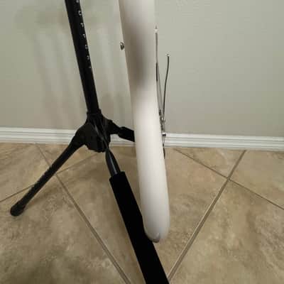 Epiphone Crestwood Custom Tremotone 2020 - Present - Polaris White image 8