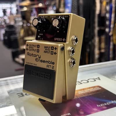 Boss RT-2 Rotary Ensemble Pedal - (Used) image 2